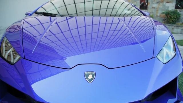 Роскошный спортивный автомобиль. Футаж для видеомонтажа #134