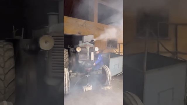 Трактор завёлся#трактор