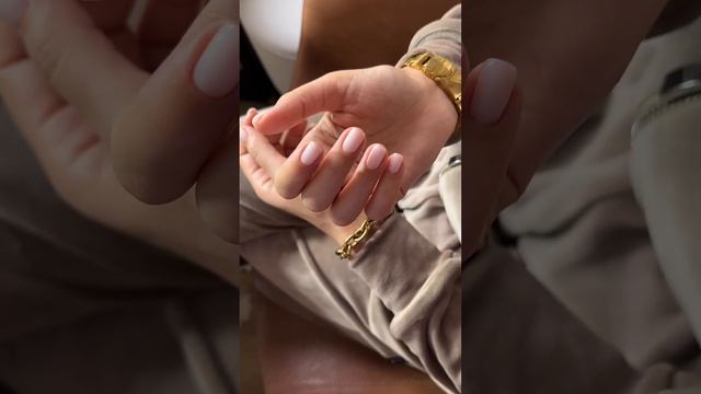 Камуфлирующая база #beautixCOZY идеальна для тех, кто не любит яркие оттенки на ногтях.