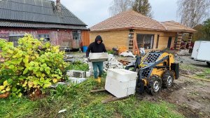 Все усилия пошли крахом. Пришлось все переделывать. Наводим порядок на участке. Жизнь простых людей.