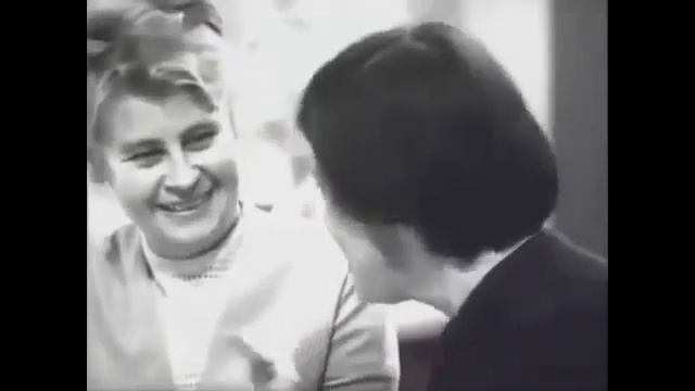 СССР! Психологический эксперимент со стрельбой учеников по мишеням за себя или за весь класс 1971 г