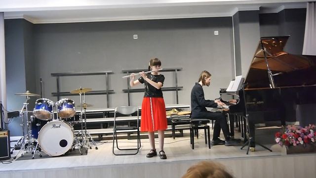 The Shadow Of Your Smile by Johnny Mandel смотреть онлайн