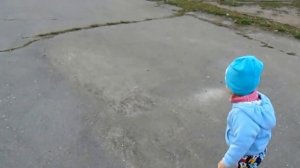 ЛЯЛЯ на машинке/Катаемся