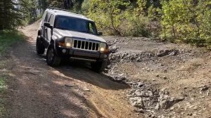2008 Jeep Commander Offroad 3