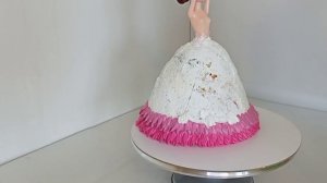 Как сделать торт БАРБИ Оформление торта БЕЛКОВЫМ ЗАВАРНЫМ кремом