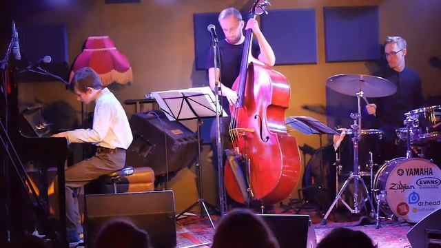 Work song смотреть онлайн