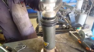 Sostituzione molla mono ammortizzatore t max