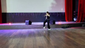 Hustle and bustle - LILI’s FILM