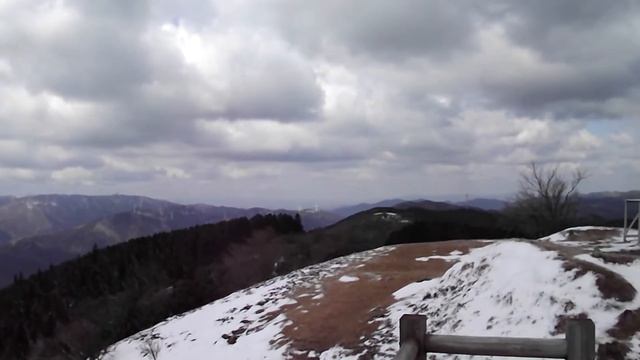 経ケ峰登山 with PL-398mP 2011-03-26 смотреть онлайн