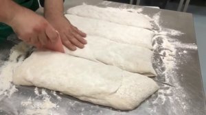 РЕЦЕПТ ПШЕНИЧНОЙ ЧИАБАТТЫ. Длительное холодное брожение. Как открыть пекарню. Денис Машков.