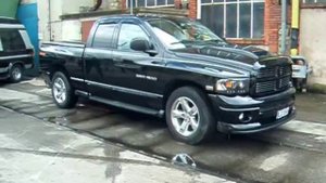 Dodge Ram 5.7 V8 Hemi Sound !
