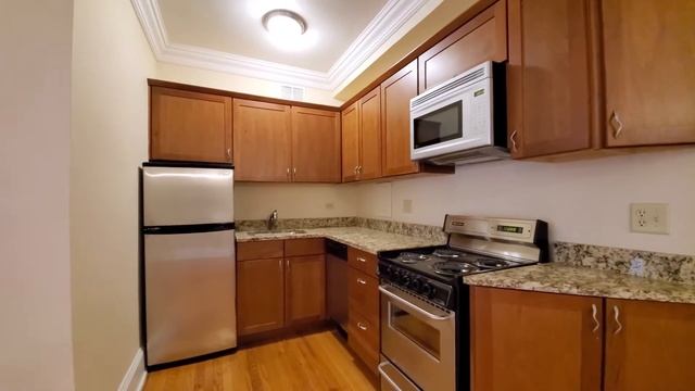 Studio Apartment in Lincoln Park, Chicago - The Patricians смотреть онлайн