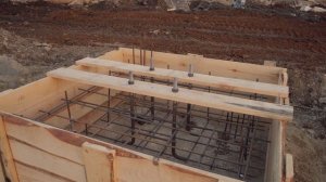 Фундамент под опоры металлокаркаса. Продолжаем строить цех сварке пластиков.