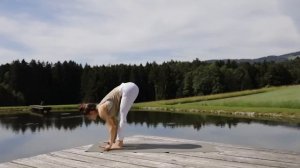 Sanfte Yoga Morgenroutine für Anfänger _ ausgleichend & aktivierend _ 15 Minuten