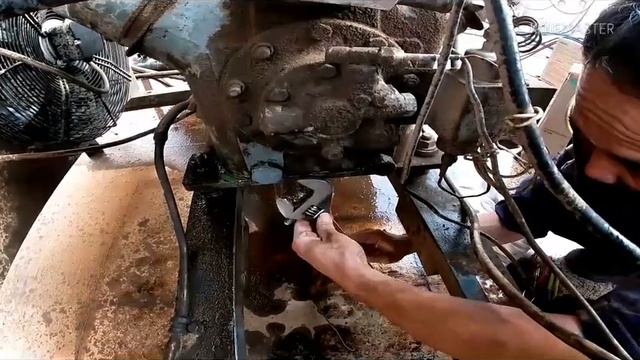 how to replace oil from DWM COPELAND compressor and recharge freon or R22 refrigerant. смотреть онлайн