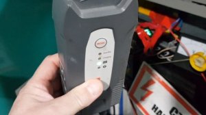 #BOSCH  C1-  #ЗАРЯДНОЕ УСТРОЙСТВО АККУМУЛЯТОРА. Мини- Обзор.