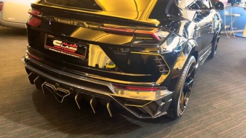 Lamborghini Urus Venatus by Mansory | Gulfcars MiddleEast