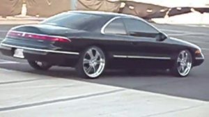 Lincoln Mark VIII on 22's