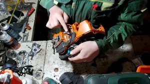 CUSTOM HUSQVARNA 372H. Такого не делали на заводе. @SelskiyMasterMihail я же правду говорю?