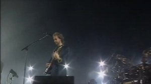 Genesis - Land of Confusion (Phil Collins cam) Live 1992 HD
