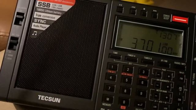 Tecsun Pl-330 vs 990x 80m Ham test смотреть онлайн