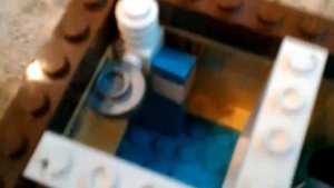 2 самоделки из лего душевая и банк