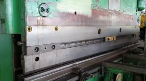 Продам И1330 листогиб усилие 100 т, 2500 мм. тел +79212354534 Алексей