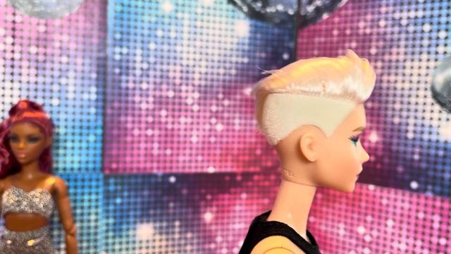 My Review Of The New Barbie Looks Dolls: Model #8 and #9 смотреть онлайн