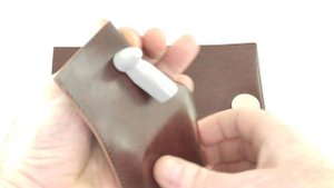 Чехлы с механической блокировкой смартфонов для обеспечения конфиденциальности на закрытых меропр-ях