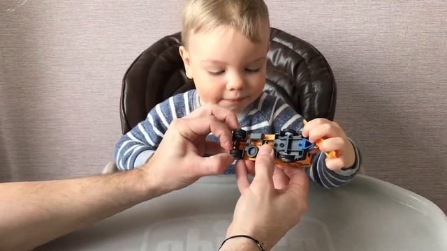 РАСПАКОВКА СНЕГОУБОРЩИКА ТЕХНОПАРК U1401D-8 / ИГРУШКА ТЕХНОПАРК / МОДЕЛЬ ГРУЗОВИКА / ИГРАЕМ С ПАПОЙ