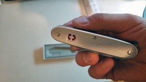 Unboxing Victorinox Farmer Silver Alox