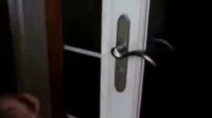 Как открыть замок с помощью отмычки