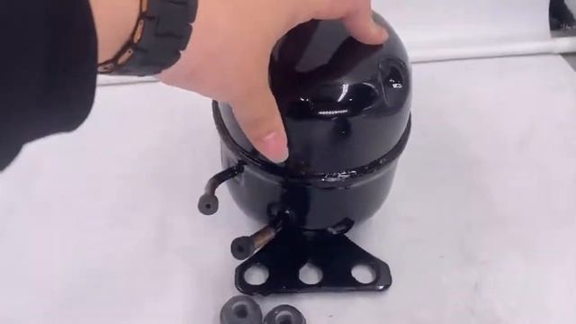 12V 24V DC Car Refrigeration Air Compressor Fridge Freezer Marine Solar QDZY60D R600A смотреть онлайн