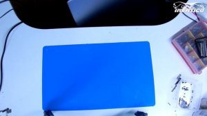 Ремонт Samsung NP530 из СПб - Восстановление креплений петель