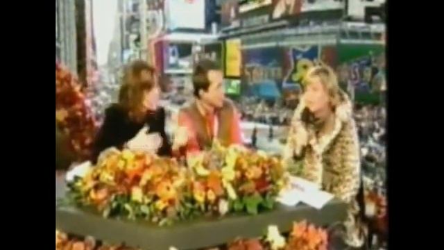 Kim Zimmer Macy's Thanksgiving Day Parade смотреть онлайн