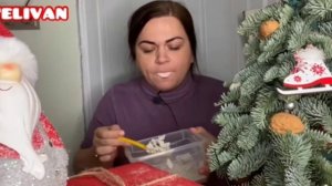 ем Мел мокрый хруст