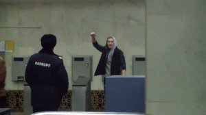 Издевательство над полицейским (Илья Рай)