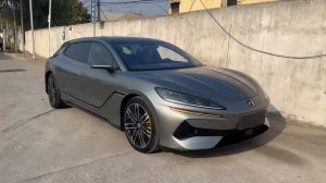 Denza Z9 за 9 000 000 рублей под ключ с доставкой до Москвы