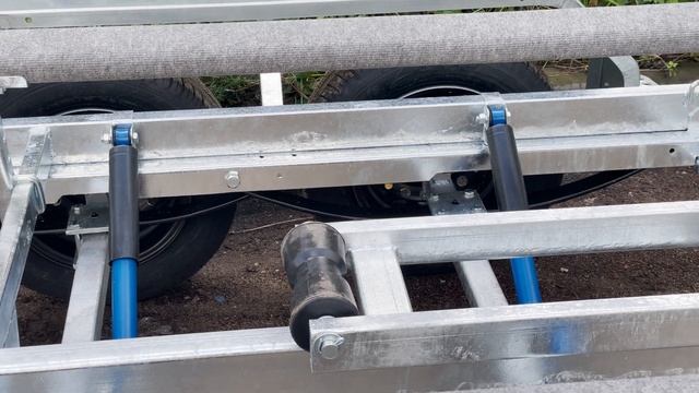 Прицеп ЛАВ 81014B. Производитель ВЕКТОР смотреть онлайн