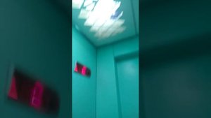 Золотой лифт в 18 этажном доме на улице Десантников 34