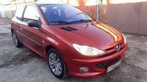Отличная Peugeot 206 но не могу продать