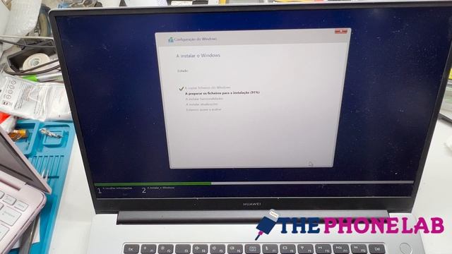 Windows 11 Installation on Huawei Matebook смотреть онлайн