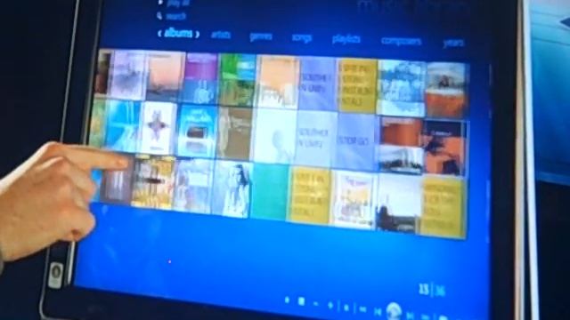 CES 2009  Sneak peek of Windows 7 touchscreen