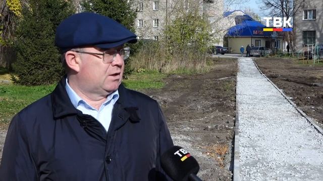 В микрорайоне Подгорный «народные тропы» превращаются в удобные и безопасные пешеходные маршруты