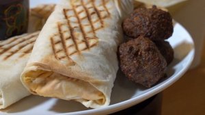 Фестиваль Берега вкуса-2023. Служба доставки восточных блюд "Лаваши".