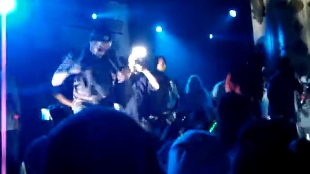 Three 6 Mafia (Live @ Metro Chicago 6/28/12) - Side 2 Side смотреть онлайн