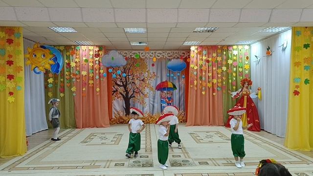 "Малыши в гостях у Осени" - младшая группа "Смешарики" 2024 г. смотреть онлайн