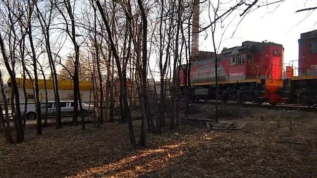 Краткий обзор : Маневровый тепловоз ТЭМ14 . смотреть онлайн