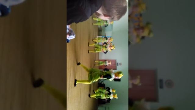 танец сороконожка смотреть онлайн