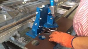 Видео работы вырубного (высечного) пресса для круглых отверстий